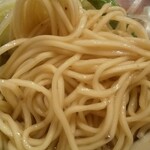 Menchikinhiro - パッツンした全粒粉入り中細麺