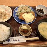 日本料理みや田 - 850円の日替わりです。この日のメインは、鰆フライ。
