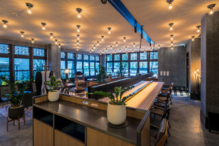 José Luis Karuizawa - Deli/Cafe Space