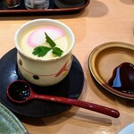 回転寿司　すし丸 - 「ランチ握り寿司セット」の茶碗蒸し