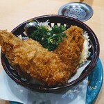 回転寿司　すし丸 - 連れの大好物「カキフライ」