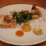 フランス惣菜と串カツ マルブラード - サーモン・エビ・穴子のパテクルート柑橘のジュレとオリーブのソース