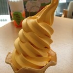 Buru Shiru Kafe - マンゴソフトクリーム