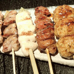 Sumibikushiyaki Izakaya Shiromaru - 得得セットの串焼き5本