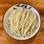 綾瀬 大勝軒 - こくもり ¥750 の麺