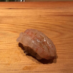 Sushi Shin - 甘海老、昆布締めでプリプリ感アップ❗️