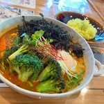 スープカレー トムトムキキル - ・牡蠣ニラキーマ豆腐カレー
            ＋ブロッコリー、岩海苔 辛さ８