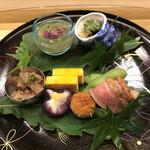 Akasaka Kikunoi - 昼懐石１２１００円（総額）。八寸。味の濃淡、五味のバランスも良く、とーっても美味しい八寸です（╹◡╹）（╹◡╹）。鯛肝しぐれ煮が特に美味しかったです（╹◡╹）（╹◡╹）