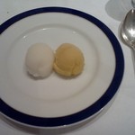 ビストロ ラ ベルポルト - シャーベット、マンゴーと洋梨