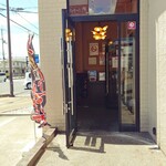 Saika Ramen - お店の入口。