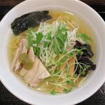 麺 カリー飯 來 - 塩らーめんのアップ