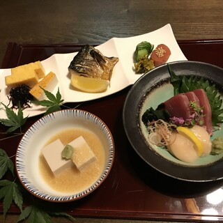 ランチ接待にお薦め ランチ会席 食事コース 和食 お魚料理 贅沢 料理長おまかせコース 5 500円 ご来店時間に合わせてご用意致します 要予約です 吟ばん ぎんばん 淡路町 懐石 会席料理 食べログ
