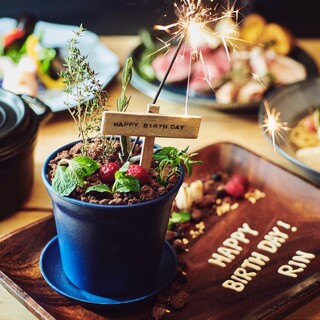サプライズ植木鉢ケーキ付 バースディパーティーコース 150分飲み放題 全8品4600円 山猫バル 大通 イタリアン 食べログ サプライズ植木鉢ケーキ付 バースディパーティーコース 150分飲み放題 全8品4600円 山猫バル 大通 イタリアン 食べログ
