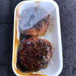 中井精肉店 - つくね焼き ¥80(税込)×２