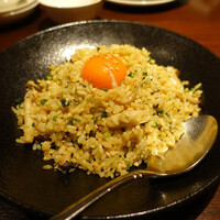 過門香 點 有楽町イトシア店 - 鶏肉ときのこの黄金炒飯（1200円）