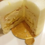 パティスリー・パリセヴェイユ - 　　　　　　　　マントン　断面