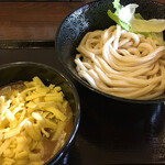 浅右衛門 - チーズカレーつけうどん（大盛り）