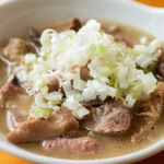 炭火焼ホルモン まんてん - 煮込み