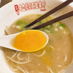 佐賀ラーメン いちげん。 - 常連さんの食べ方を真似してみました