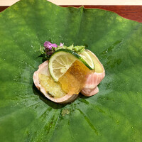 西麻布けんしろう - 万葉牛ミスジと焼きなすの煮浸し