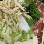 森のおはな - 森のおはなコース 4400円　写真は鴨鍋の材料