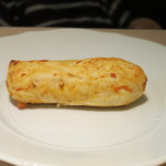 フォリオリーナ・デッラ・ポルタ・フォルトゥーナ - 孫へのパン　(2012/05)