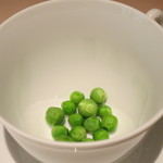 フォリオリーナ・デッラ・ポルタ・フォルトゥーナ - 孫へのグリーンピース　(2012/05)