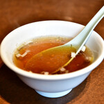 ひちょう - 【しょうが焼き定食@1,100円】スープ