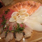 びすとろ UOKIN - でたぁ！今日の「鮮魚のカルパッチョ」¥680