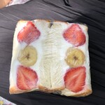 ザ・ルーツ・ネイバーフッド・ベーカリー - 