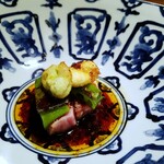 蒼 - 長期肥育の天城の黒豚　万願寺とそら豆のフリットがまた美味しい