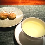 蒼 - シュークリームも目の前で、できたて