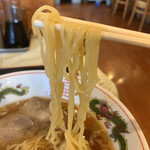 Memmi Fuku - ミニラーメンのメンーーーーーー、ちょっと柔めなんですが、なんか、それがいいのです...、硬くなくても美味しいと、感じる時ありますよね...