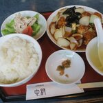 中村 - 酢豚定食（￥1,045）
