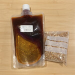 イチリン ハナレ - よだれどりタレにはナッツ付き