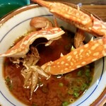 Uojin - ワタリガニの味噌汁。ほんの少しだけ蟹の身を楽しめました。