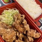 くろ○ - 鶏の唐揚げ弁当（476円）