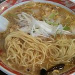 いせのじょう - 麺アップ