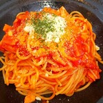 Voix de Coeur - Ｂランチ(日替わりパスタ)鮭とベーコンのナポリタン￥1050税別(R2.5.22撮影)