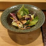 鮨 波づき - 鮪油と焼なすのサラダ