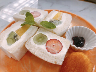 吉祥寺でおしゃれなカフェデート 目的別に選ぶ人気店選 食べログまとめ