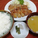 三好弥 - 本日のサービスランチ　700円　しょうが焼き定食