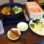 しゃぶ葉 - 三元豚食べ放題ランチ