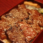 Yakiniku (Grilled meat) Bento (boxed lunch) (medium) 140g