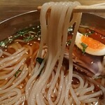 アリラン - 麺上げ
