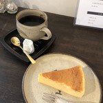 Cafe Chienomi - チーズケーキとモカシダモ