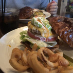 R-S - アボカドチーズバーガー