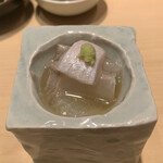 鮨 由う - 千葉県産 平目 煎り酒で