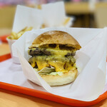 JJ BURGER - 