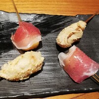 串揚げ 依知川 - 生ハムチーズ、鶏つくね